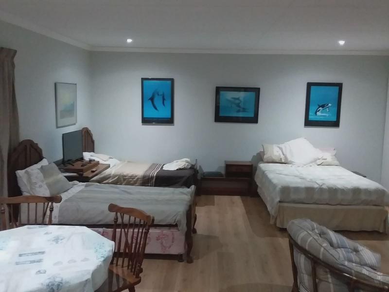 To Let 1 Bedroom Property for Rent in Dana Bay Western Cape